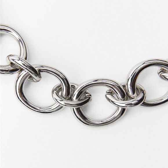 NWT. Zara Metal Link Necklace with Rhinestone Appliqué. - Picture 4 of 9